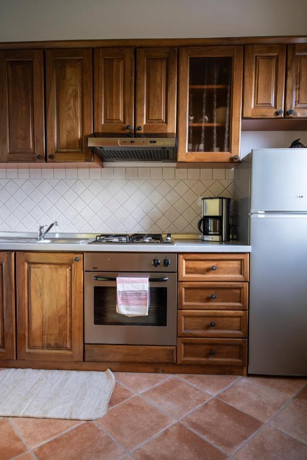 Old Town Studio And Apartment Върсар Екстериор снимка
