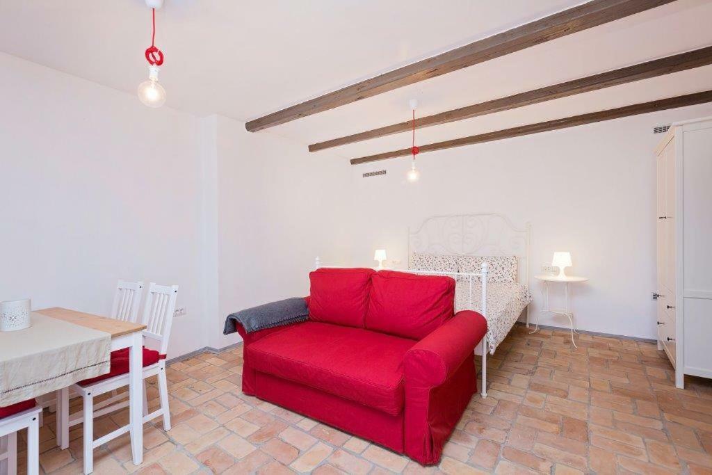 Old Town Studio And Apartment Върсар Екстериор снимка